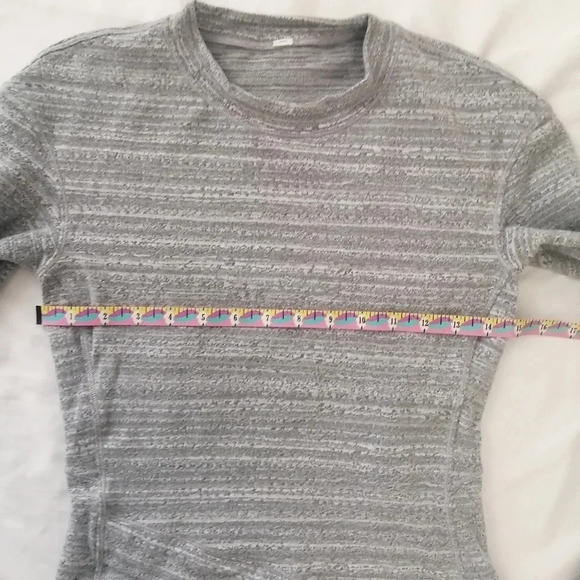 Lululemon Close to Crossing Long Sleeve *Rulu White Gray Stripe Jacquard 4 - Picture 13 of 16